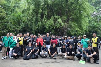 Wali Kota Bekasi Pimpin Aksi World Clean Up Day